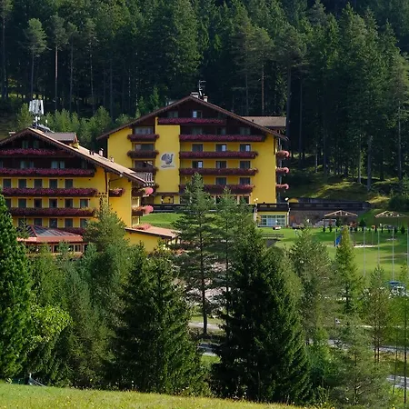 Otel Shandranj 4*