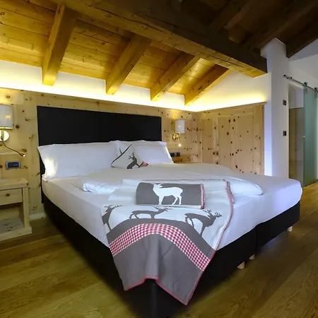 Shandranj Otel